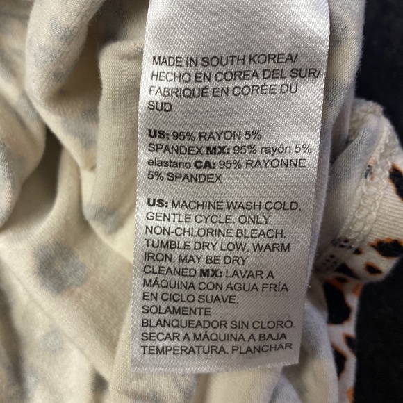 Chico’s cream, black & brown animal print tunic 3/4 sleeve top size  size XS - Picture 6 of 6